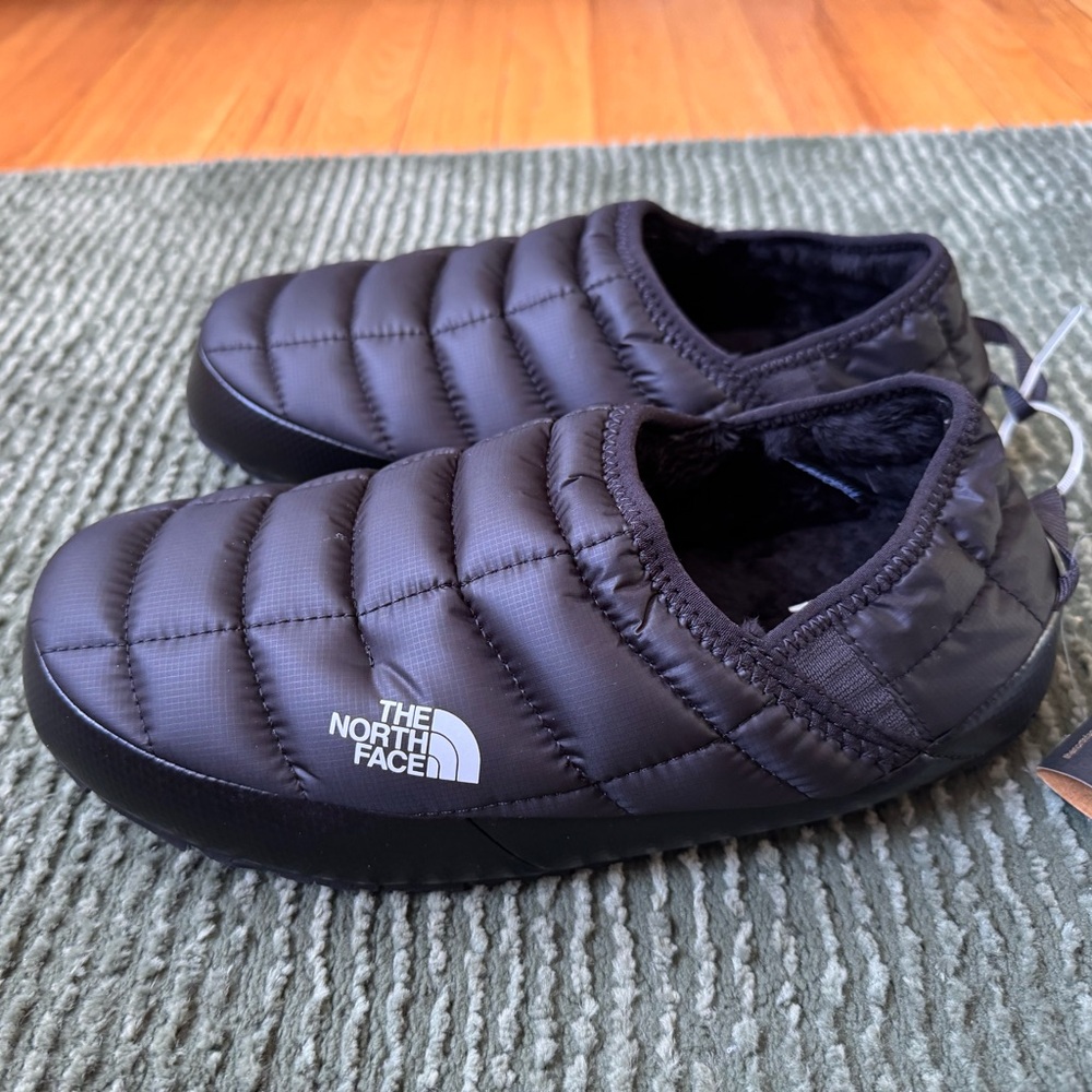 The North Face THERMOBALL Traction Mules UNISEX